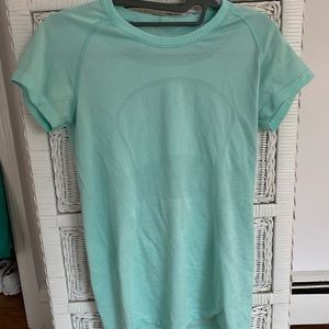 lululemon blue short sleeve top